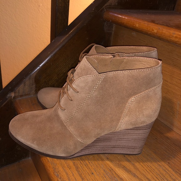 Brand new Lucky Brand wedges! - Picture 2 of 5